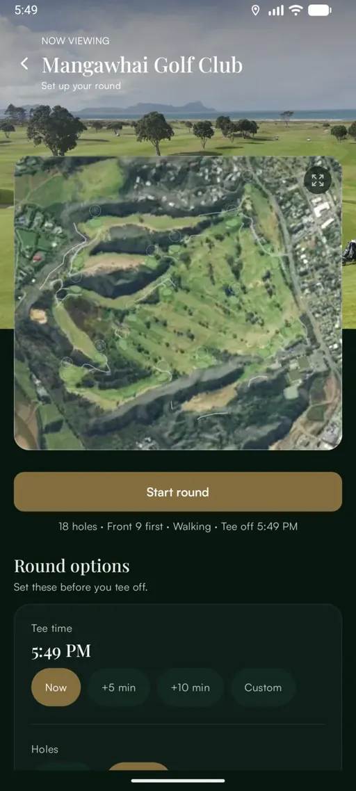 Course setup screen for Mangawhai Golf Club with a map and an enabled "Start round" button.